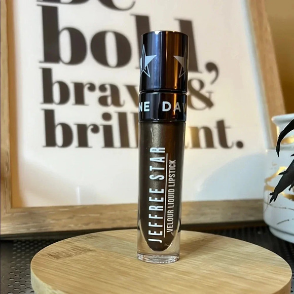 Jeffree Star Velour Liquid Lipstick - Shane - Picture 2 of 4